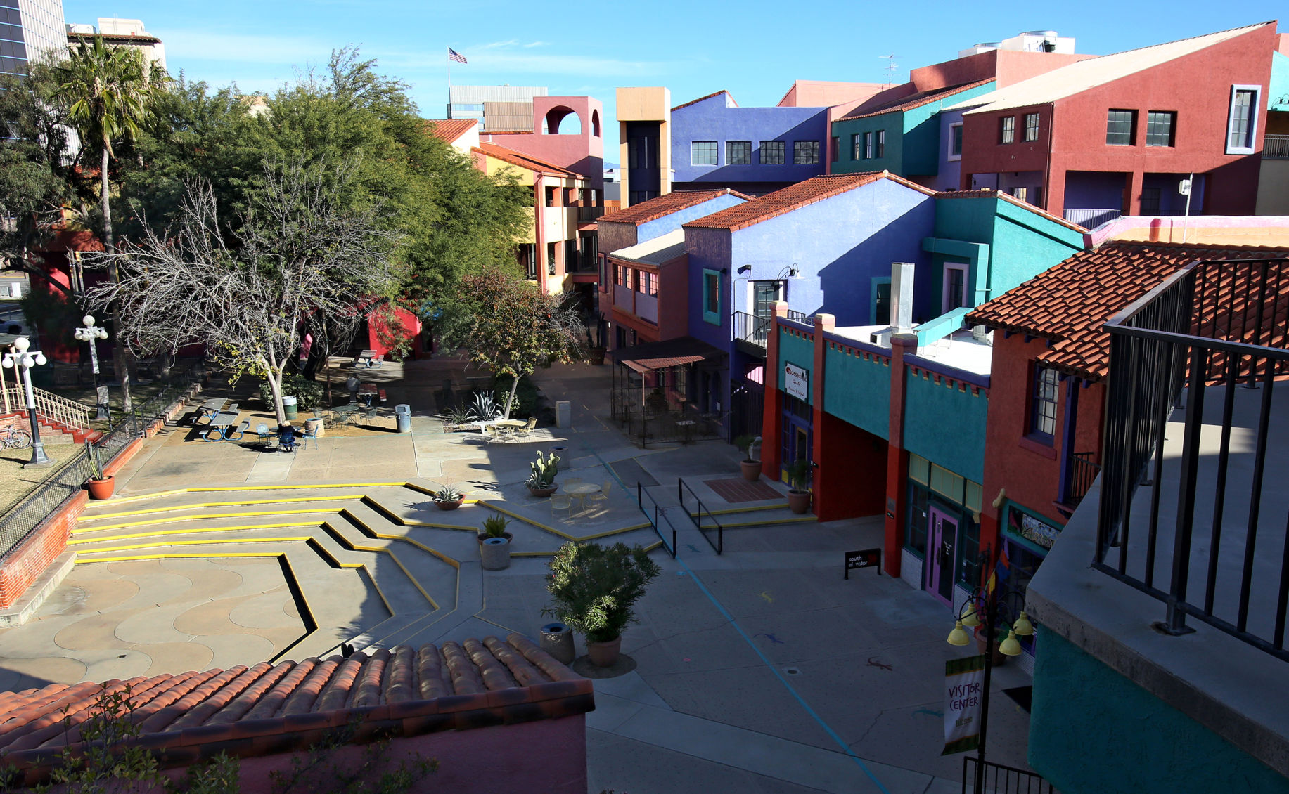 La Placita offices